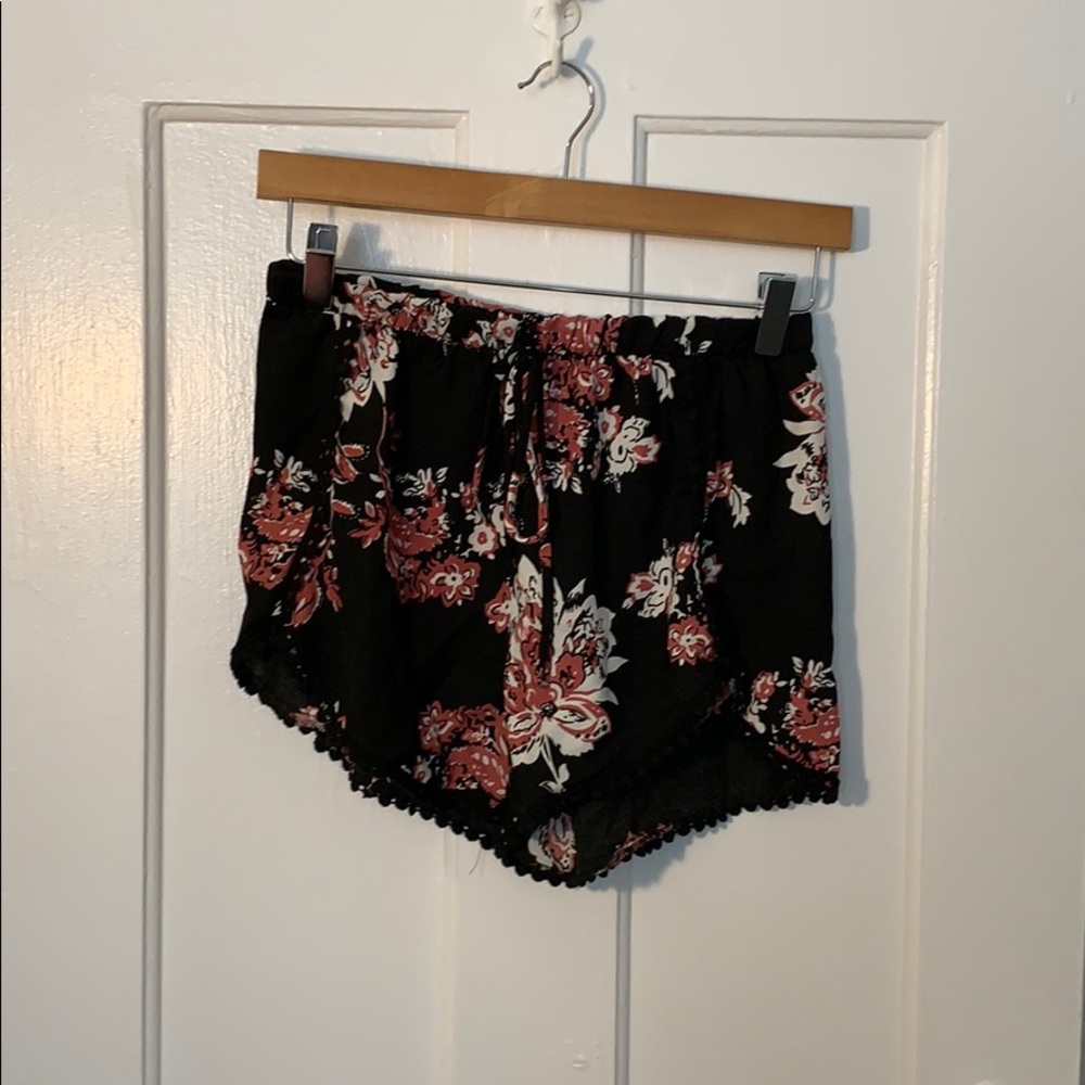 Flowered shorts and tank set